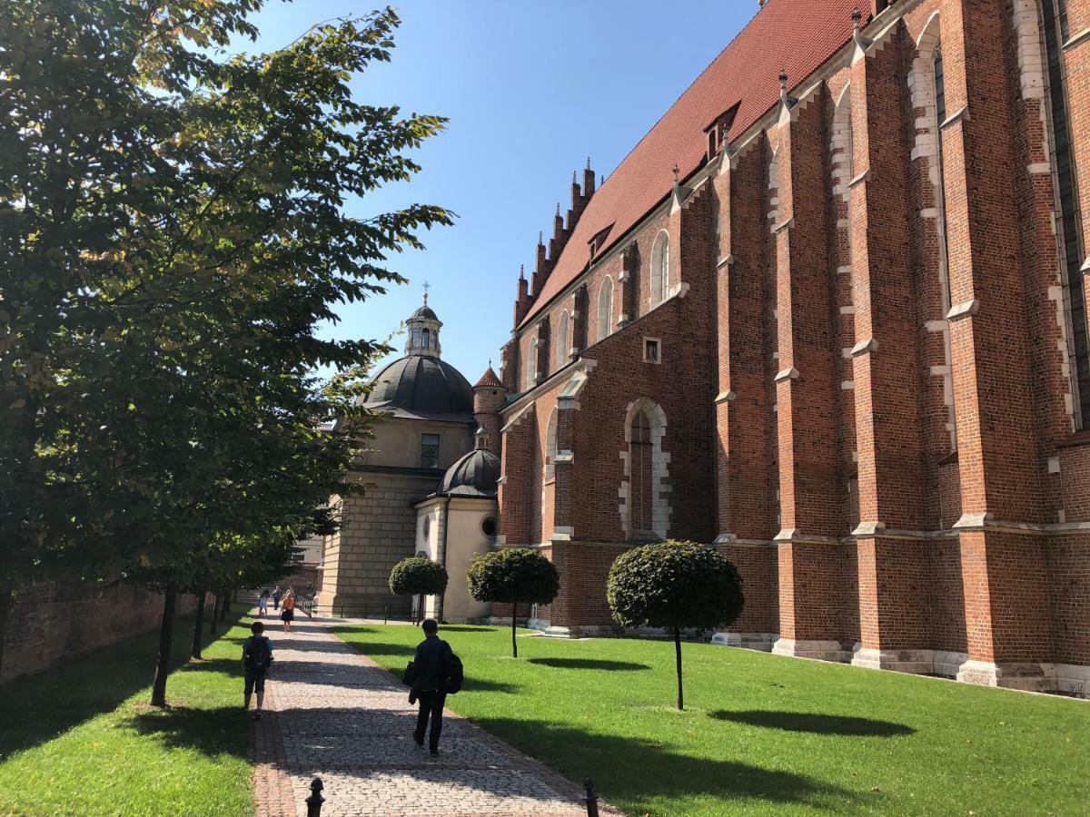 Studio Z Ogrodem Przy Starej Zajezdni Kraków Eksteriør billede